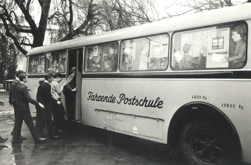 873-fahrende-postschule.jpg